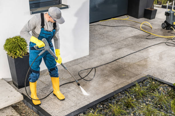 Why Choose Our Certified Pressure Washing Experts for Your Project Needs in Placentia, CA?